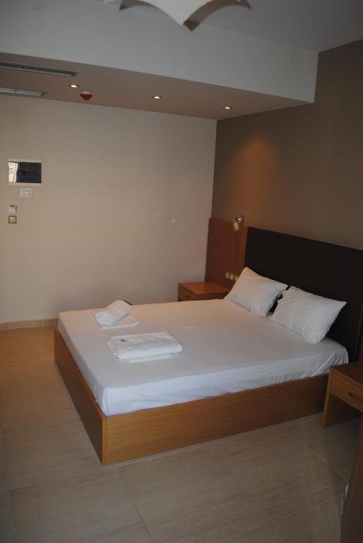 Niriides Studios And Apartments Paralia Katerinis Bilik gambar