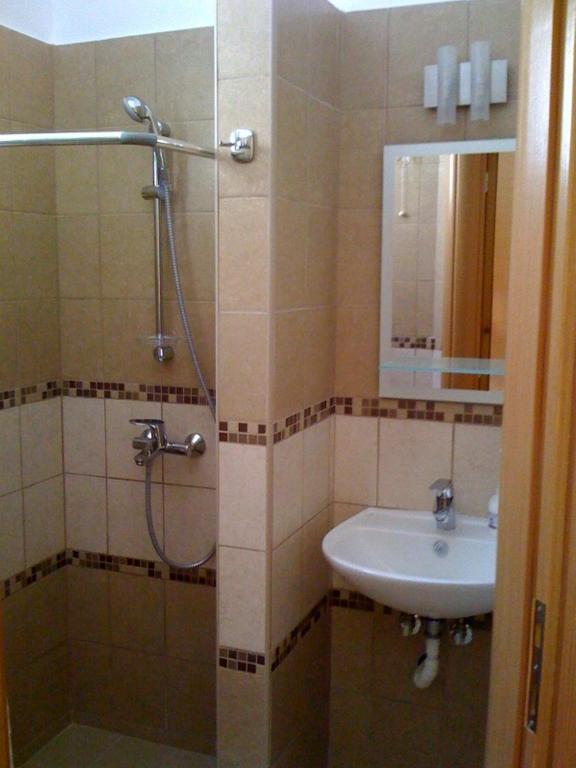 Niriides Studios And Apartments Paralia Katerinis Bilik gambar