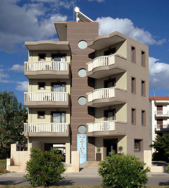 Niriides Studios And Apartments Paralia Katerinis Luaran gambar